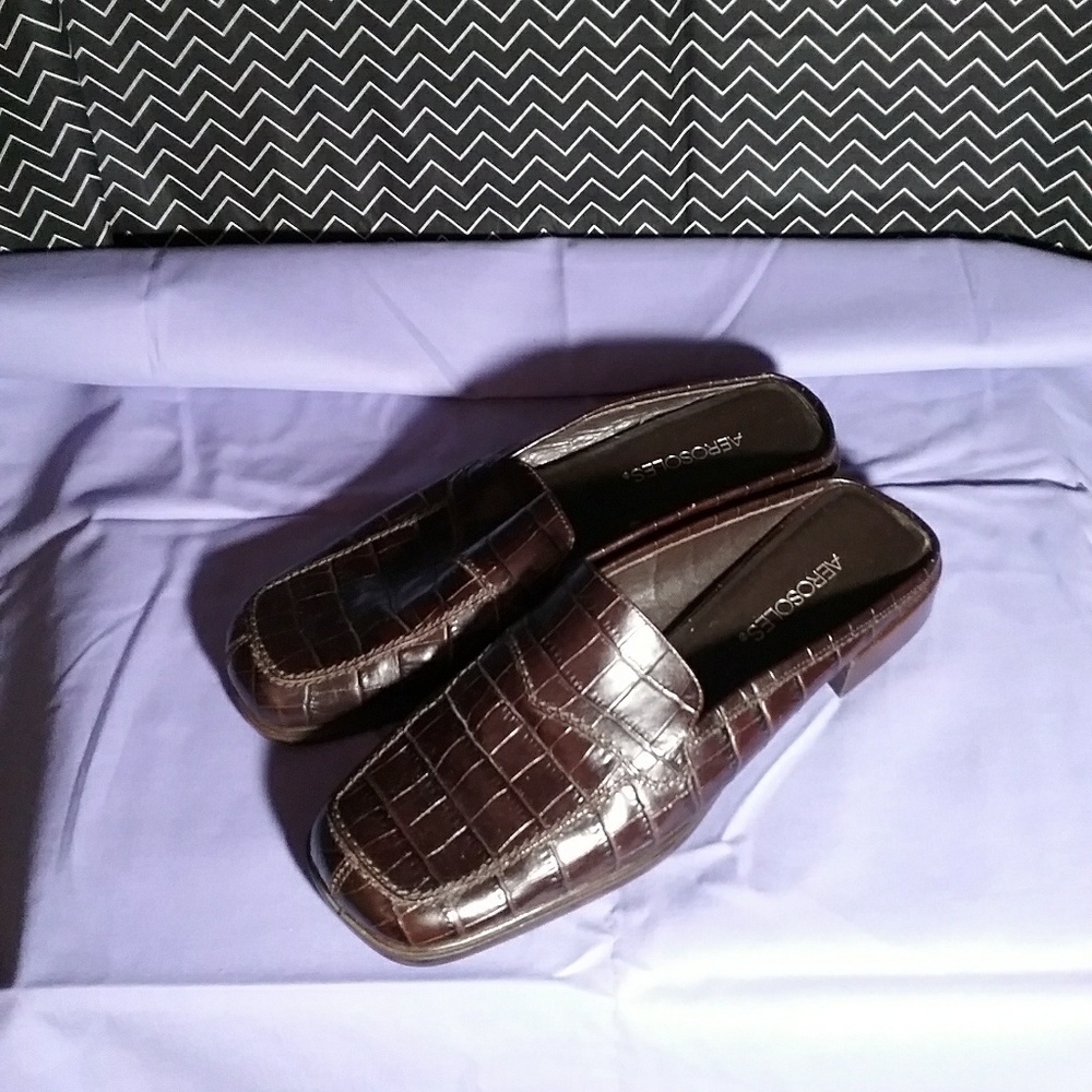 Aerosols Slip-On's